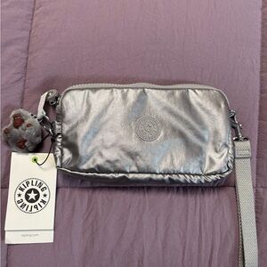 NWT Kipling Metallic Silver Wristlet with Keychain